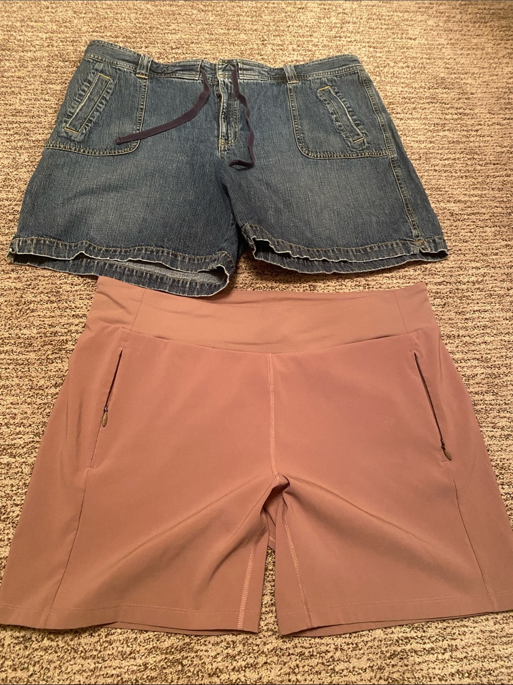 Old Navy 18 Jean Shorts & Columbia tan xl Active Shorts